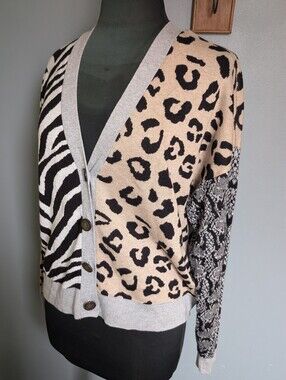 Mixed Animal Print V-Neck Cardigan Sweater - Beige and Black